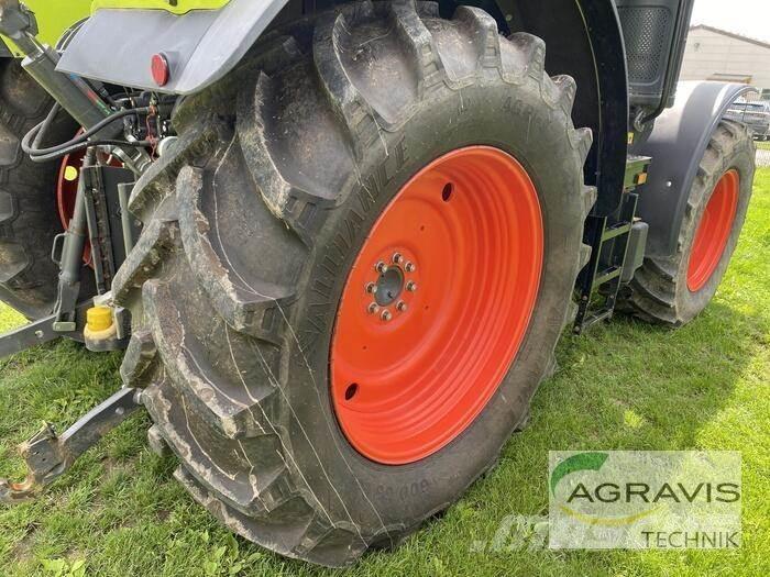 CLAAS ARION 510 CEBIS Traktoren