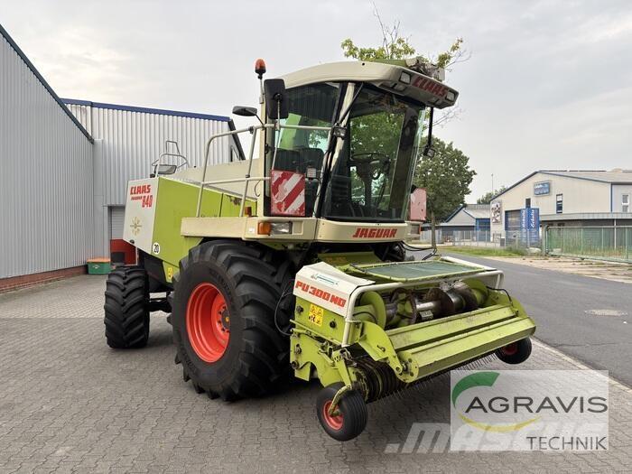 CLAAS JAGUAR 840 Selbstfahrende Häcksler