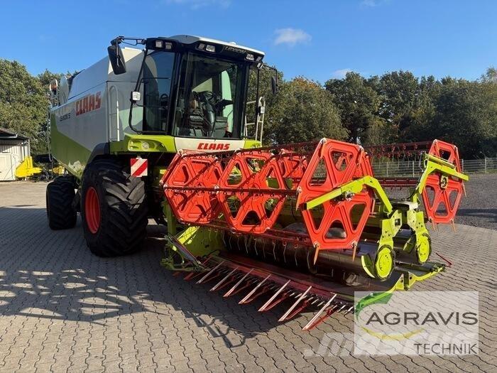 CLAAS LEXION 530 Mähdrescher