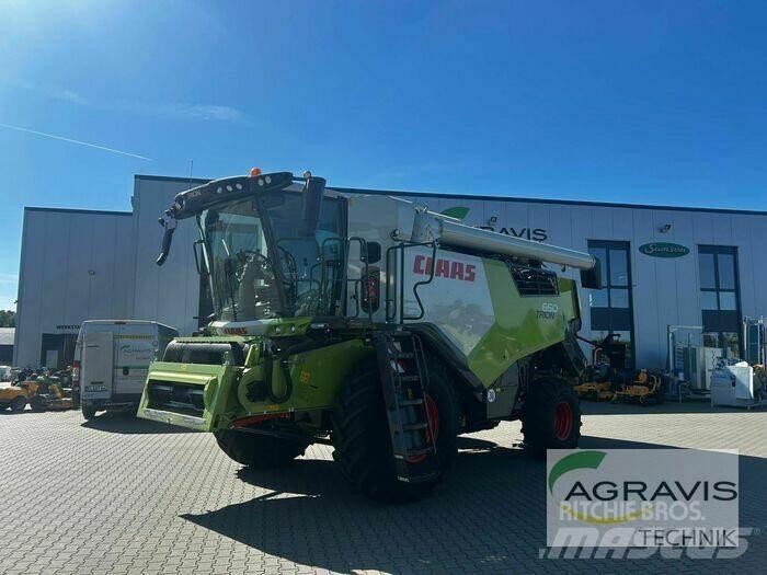 CLAAS TRION 650 Mähdrescher