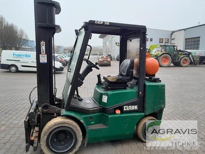 Clark CGP30 Heftrucks overige