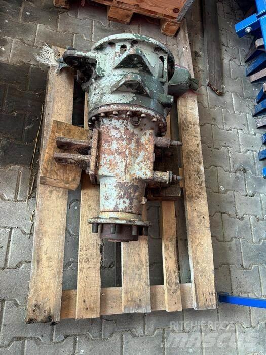 Deutz-Fahr D 8006 Traktoren