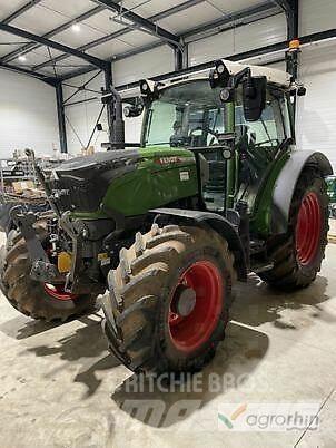 Fendt 211 VARIO Traktoren