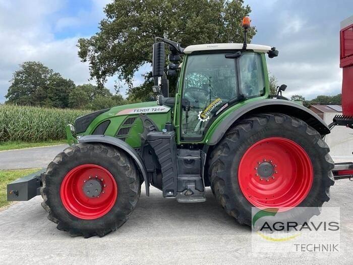Fendt 724 VARIO S4 Traktoren