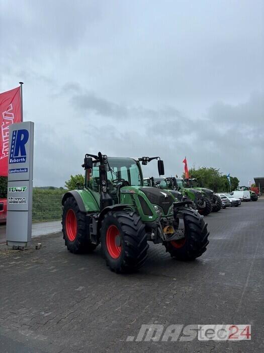 Fendt 724 VARIO SCR Traktoren