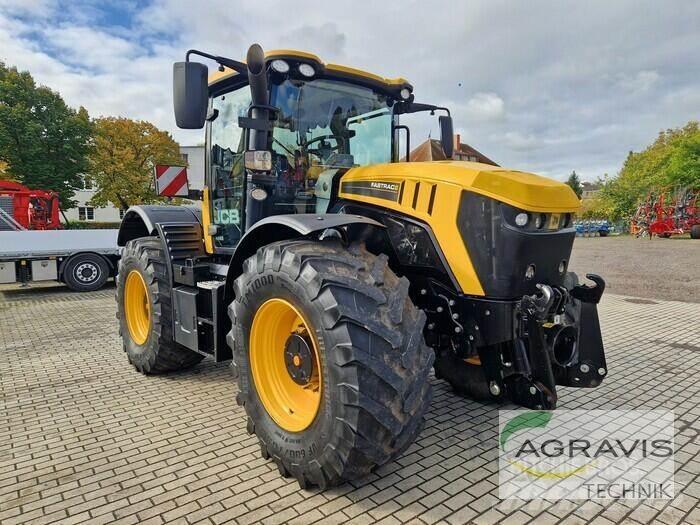 JCB FASTRAC 4220 Traktoren