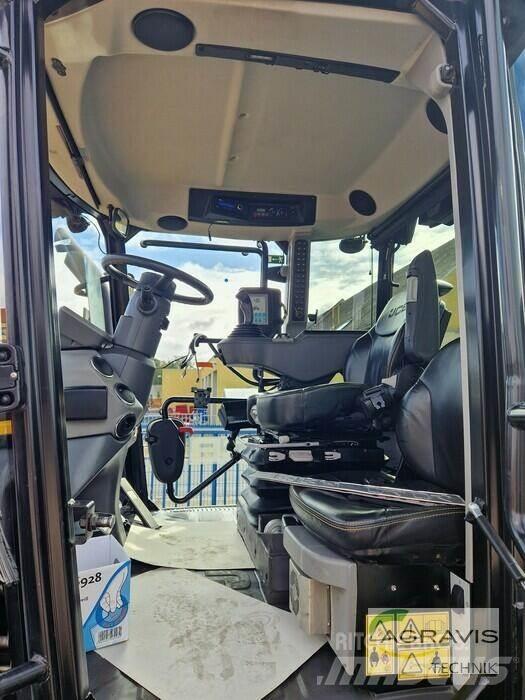 JCB FASTRAC 4220 Traktoren