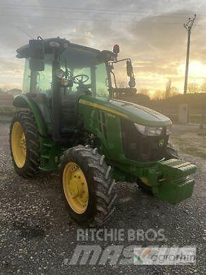 John Deere 5100R Traktoren