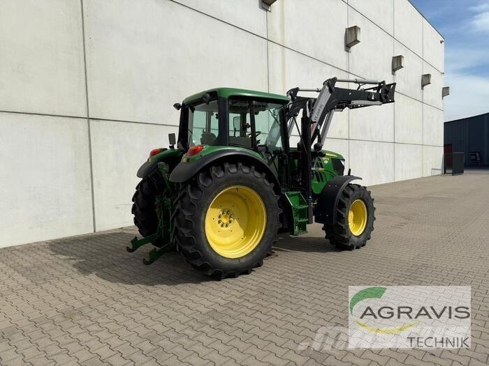 John Deere 6115 R Traktoren