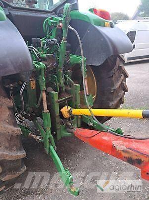 John Deere 6120M Traktoren