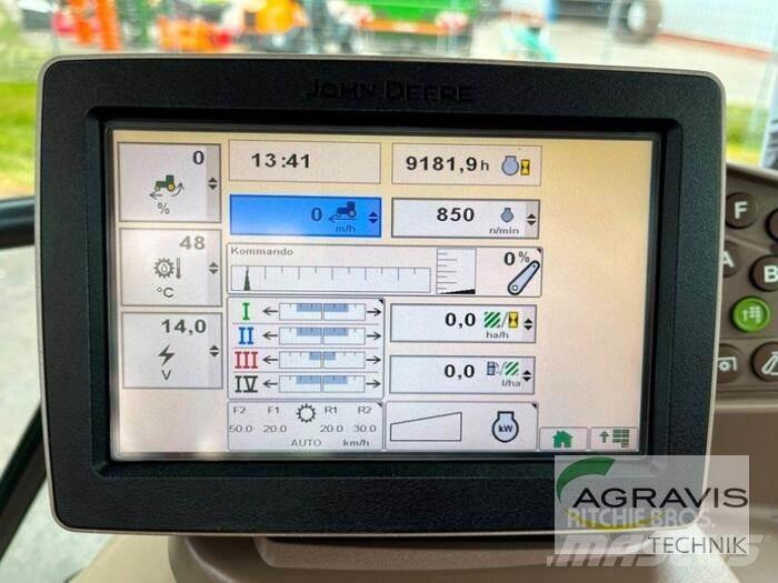 John Deere 6210 R Traktoren