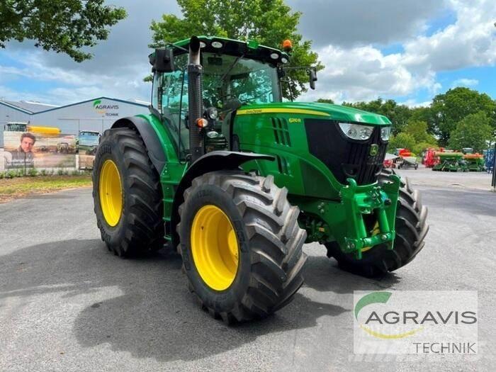 John Deere 6210 R Traktoren