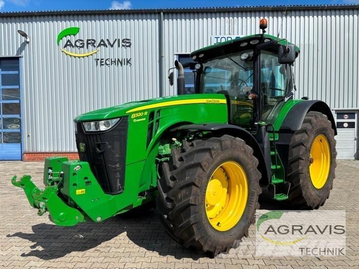 John Deere 8320 R Traktoren