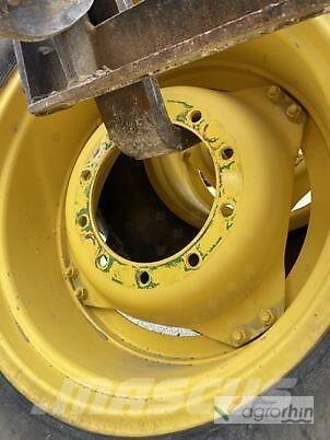 John Deere R38 + R28 Reifen