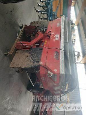 Kuhn Axis 20.1W Mineraldüngerstreuer