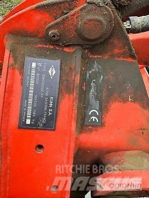 Kuhn GMD10030 et 3525 Mäher