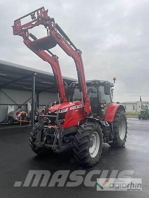 Massey Ferguson 6715S Traktoren