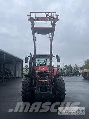 Massey Ferguson 6715S Traktoren