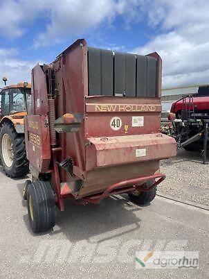 New Holland 658 Rundballenpressen