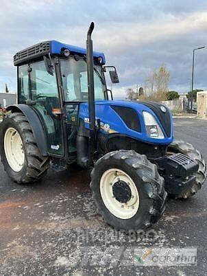 New Holland T4.100F Sonstige Landmaschinen