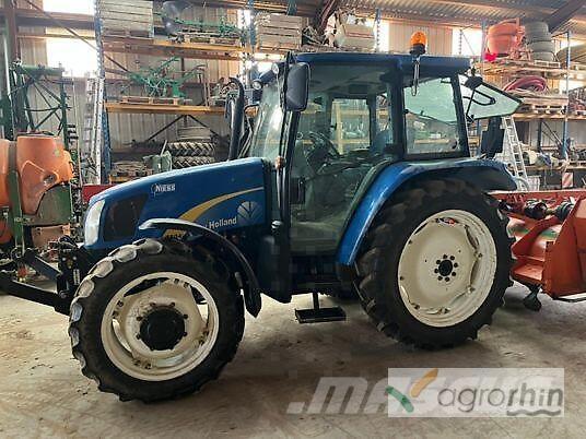 New Holland T5040 Traktoren