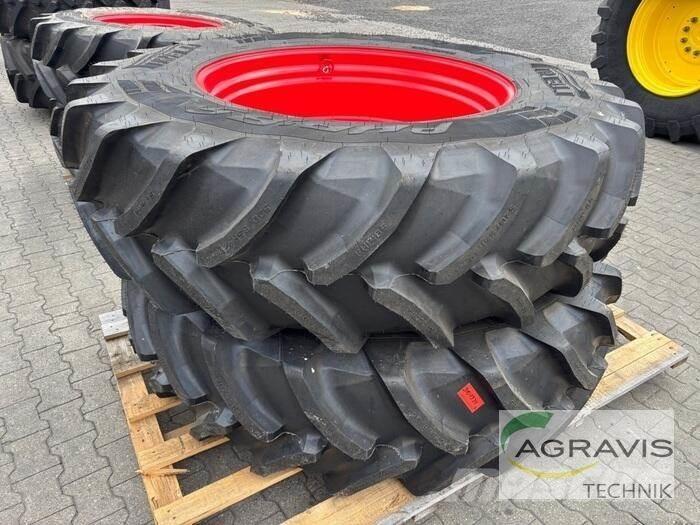 Pirelli KR 520/85R42 Reifen