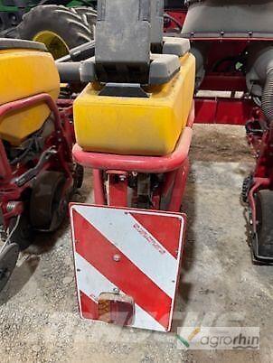 Väderstad Tempo V8 Drillmaschinen