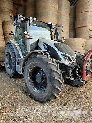 Valtra G125E ACTIVE Traktoren