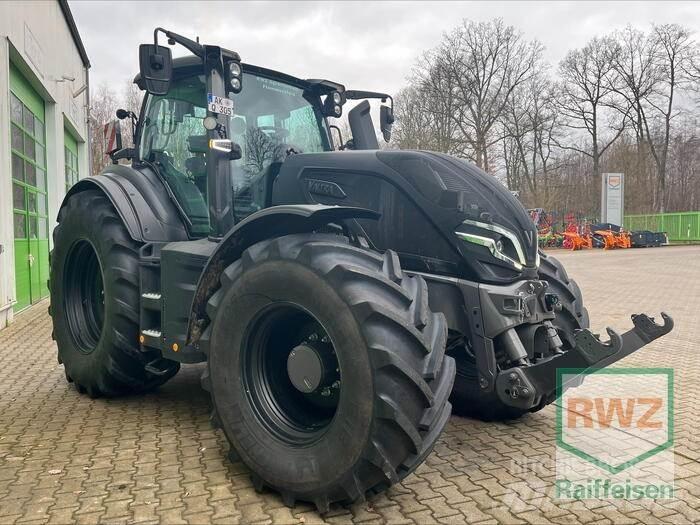 Valtra Q305 Traktoren