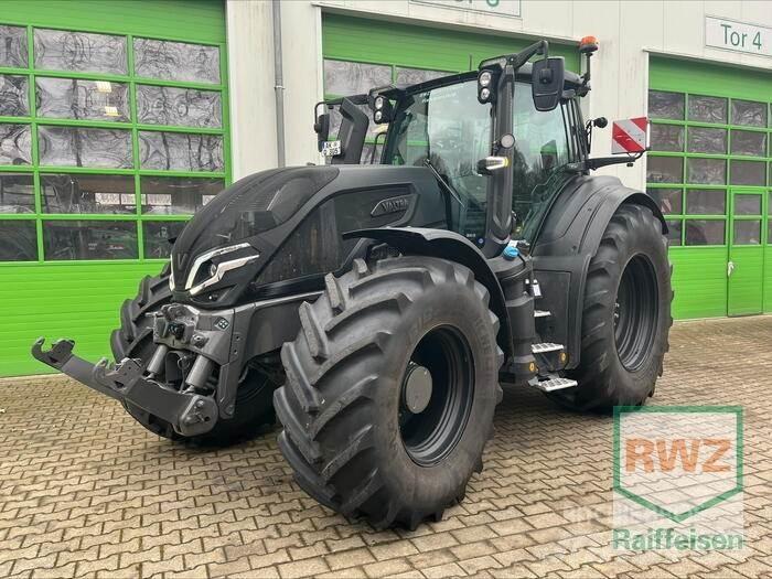 Valtra Q305 Traktoren