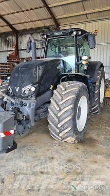 Valtra S354 Traktoren