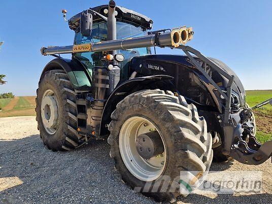 Valtra S394 Traktoren