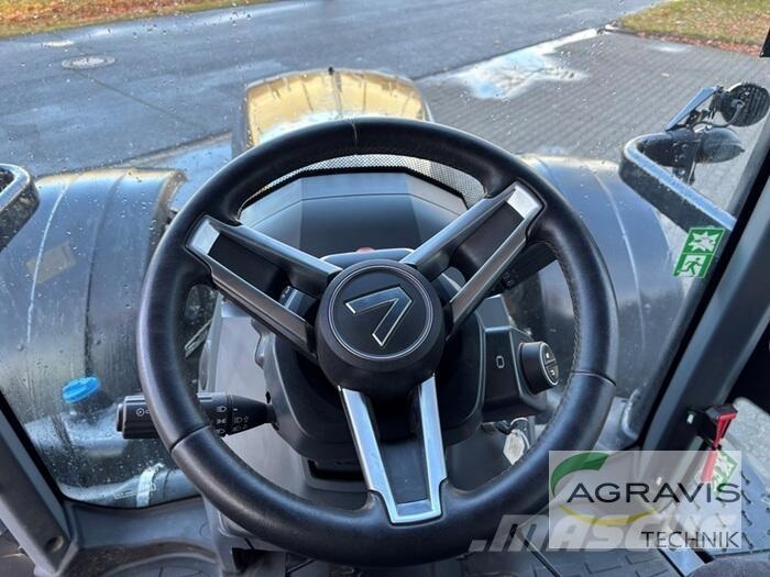 Valtra T 235 D Traktoren