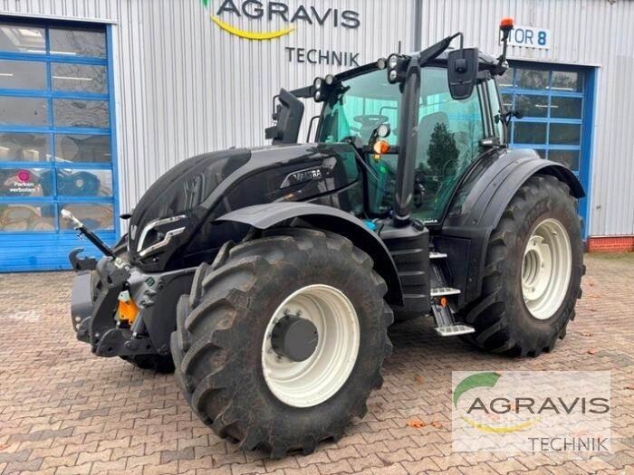 Valtra T 235 D 2A1 Traktoren
