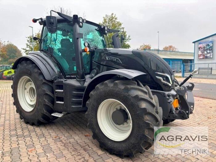 Valtra T 235 D 2A1 Traktoren