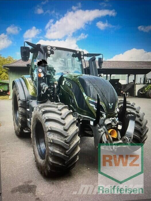 Valtra T175eA Traktoren