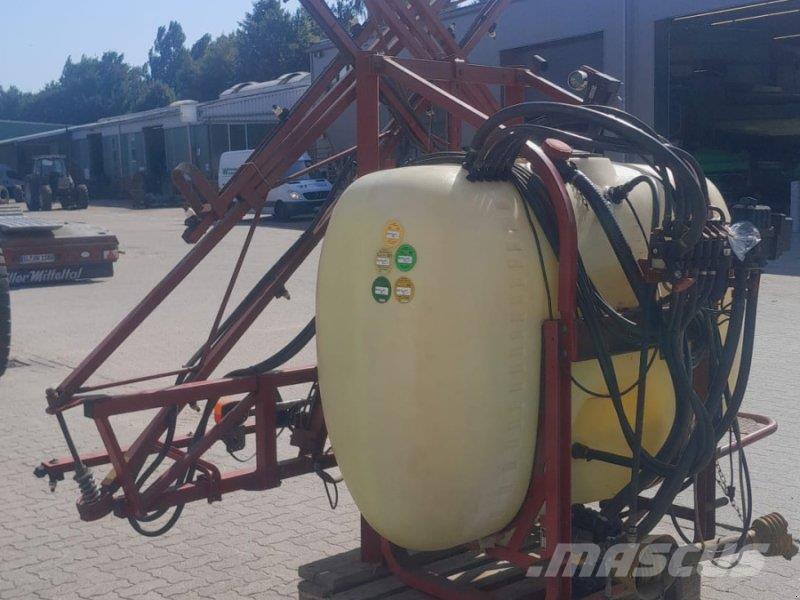 Hardi NK 800 Düngemittelverteiler