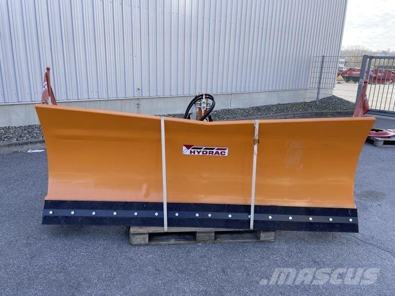 Hydrac UNI-250 Schneeschilde und -pflüge