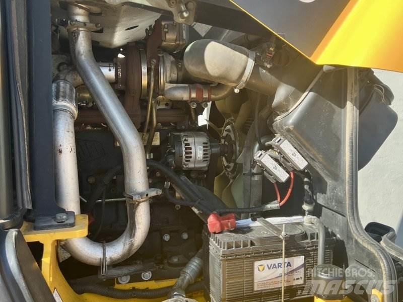 JCB TM 320 S Radlader
