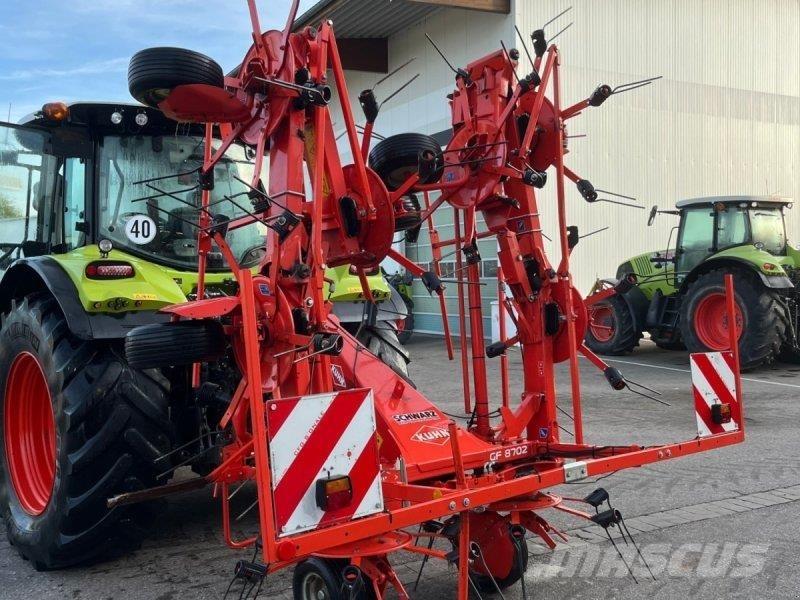 Kuhn GF 8702 Kreiselheuer/-wender