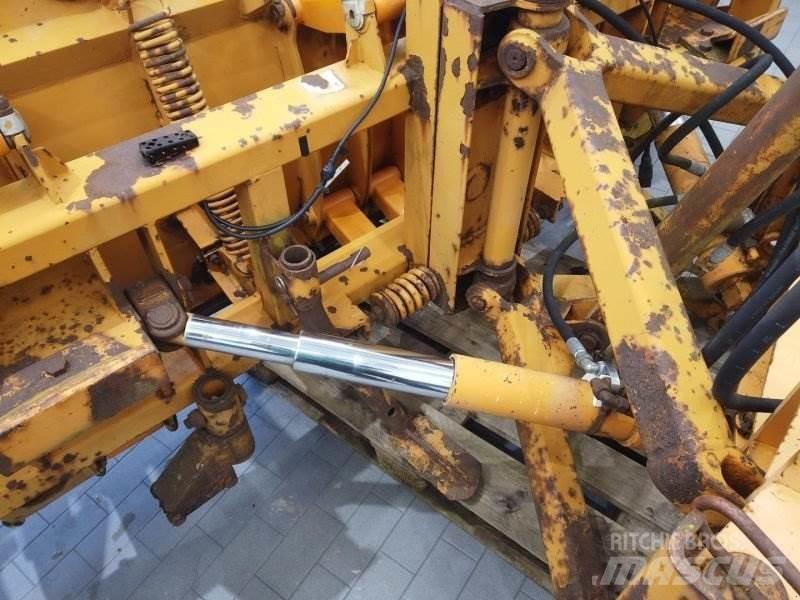 Schmidt KF 3.3 Schneeschilde und -pflüge