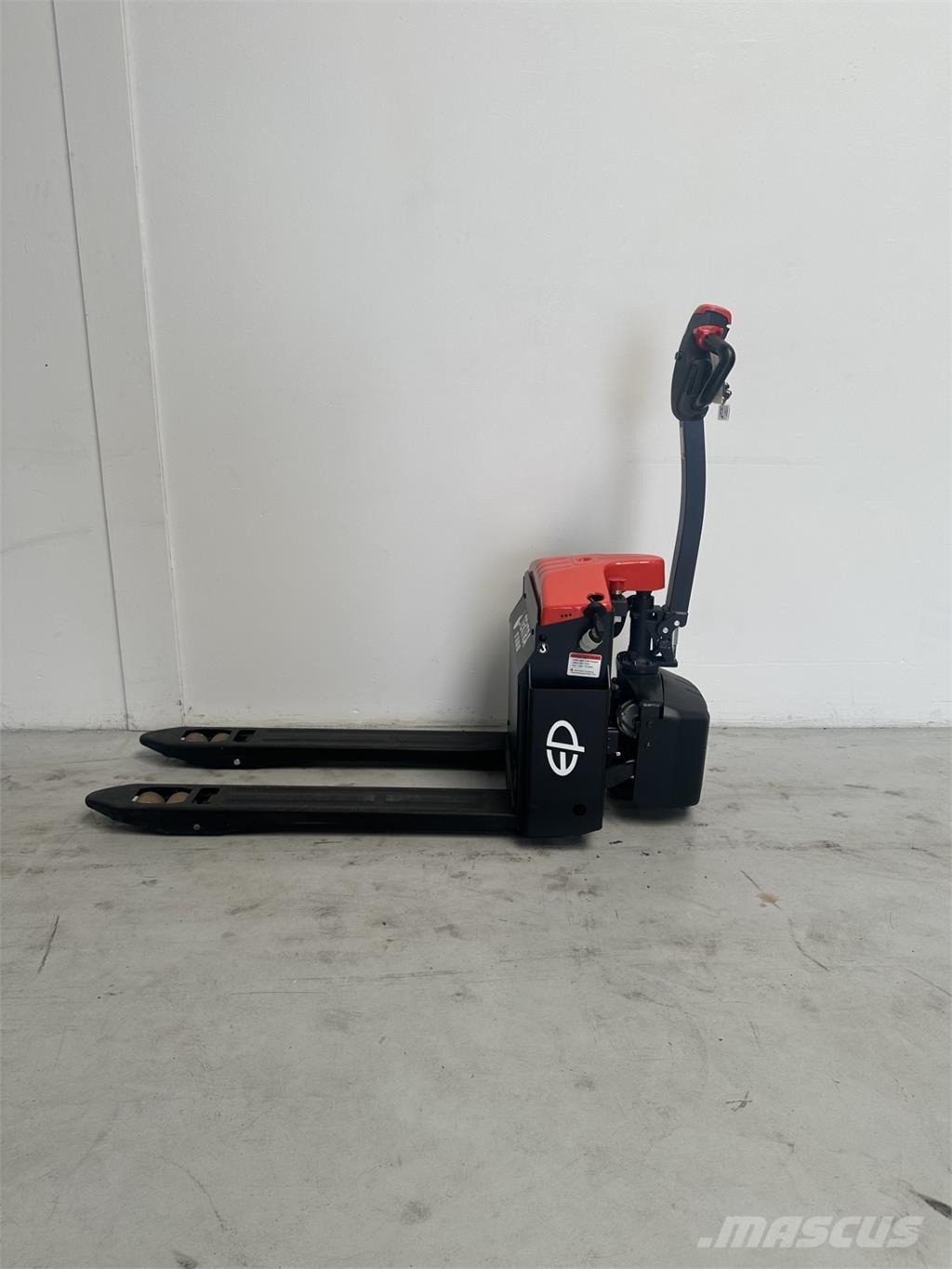 EP T20-15ET2 Niedergabelstapler