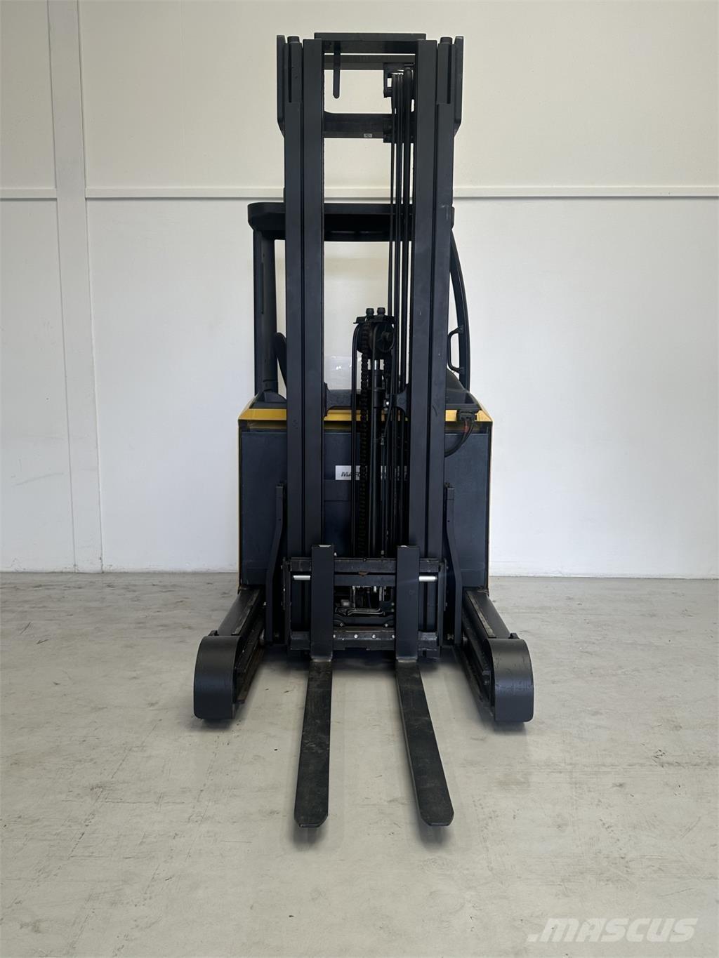Yale MR14 Schubmaststapler