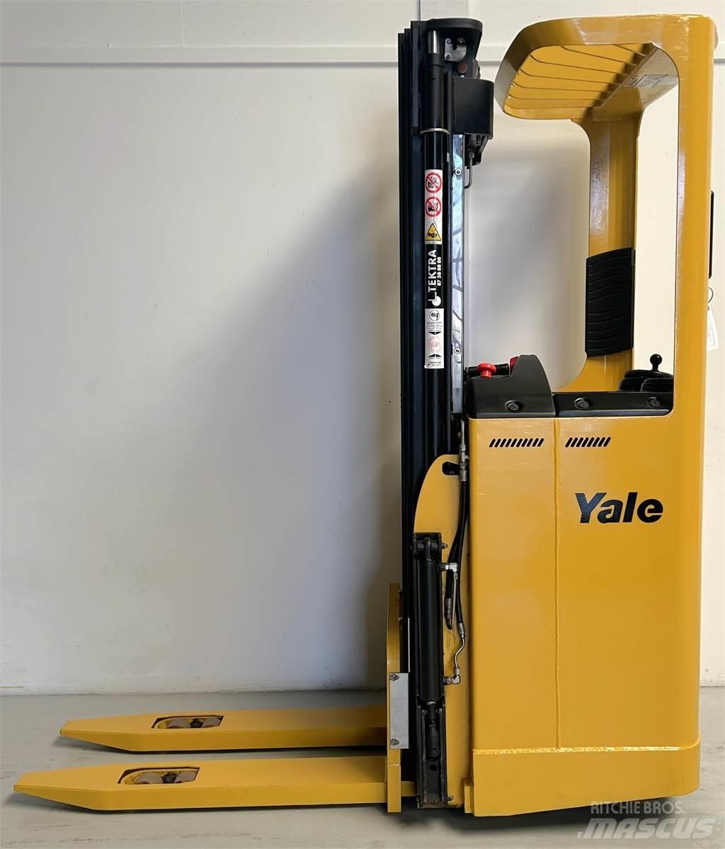 Yale SMS12S Zelfrijdende stapelaars