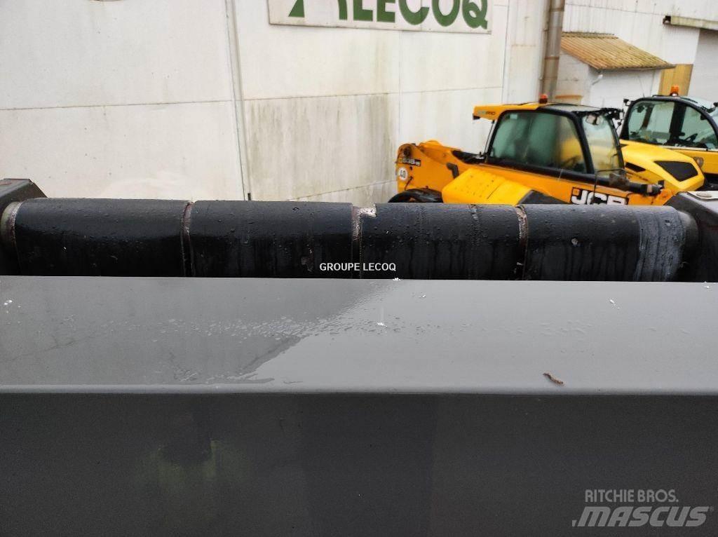 CLAAS Variant 360 Rundballenpressen