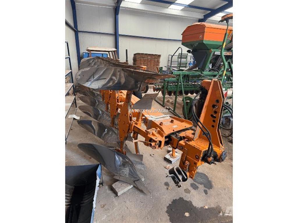 Huard C0410 Konventionelle Pflüge