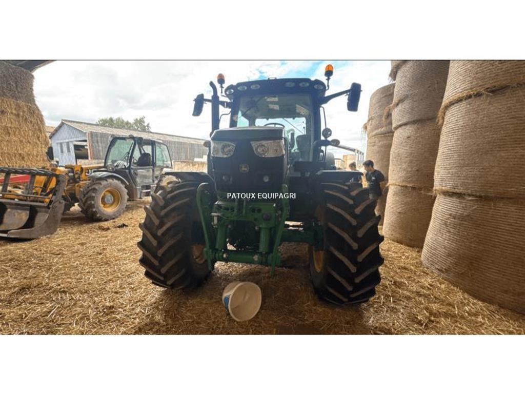John Deere 6130R Traktoren