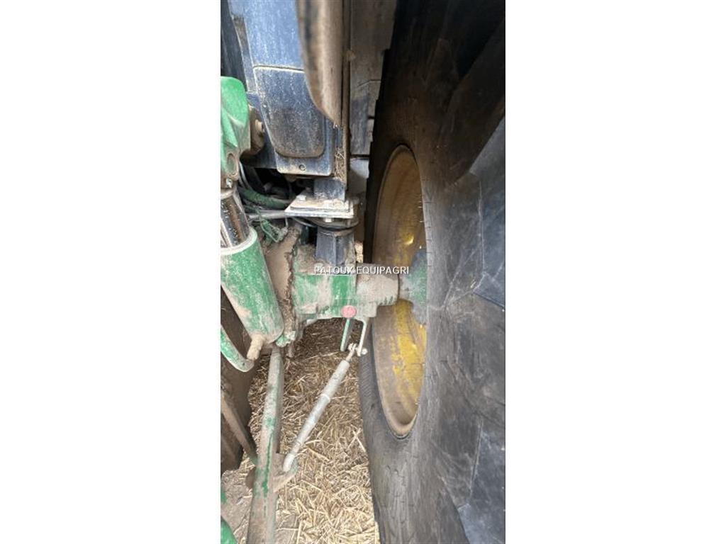 John Deere 6130R Traktoren