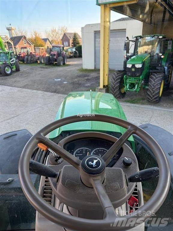 John Deere 6155R Traktoren