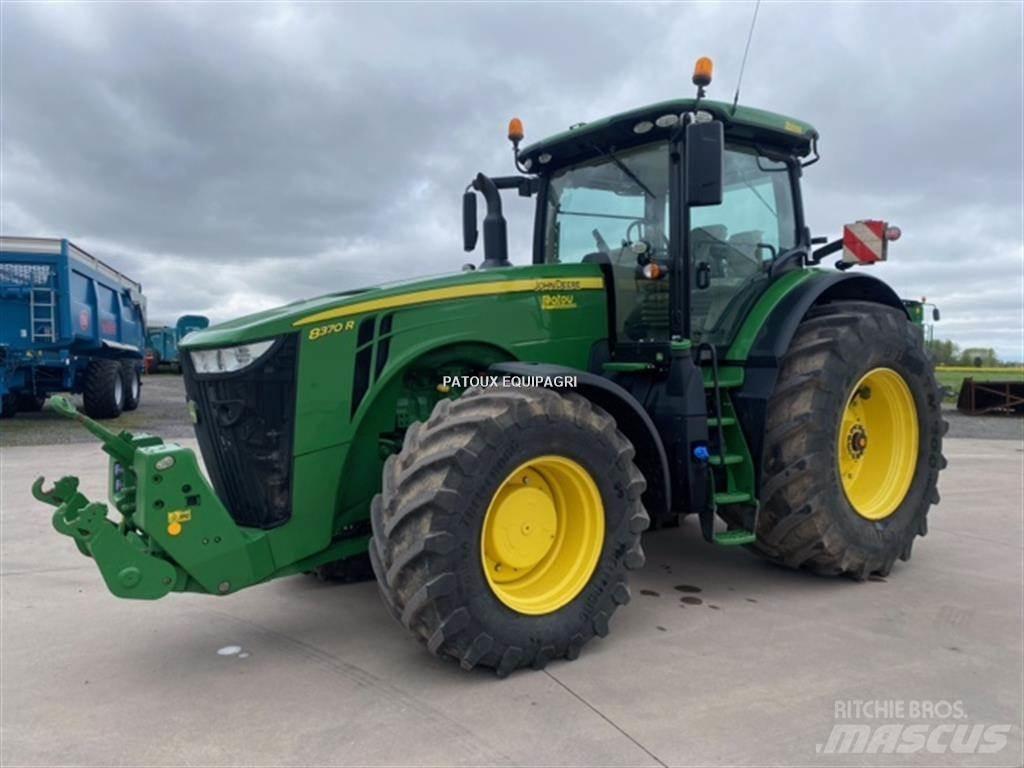John Deere 8370R Traktoren